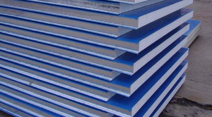 藍(lán)色泡沫彩鋼板側(cè)面